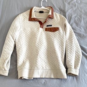 Medium Patagonia, light pink and off white